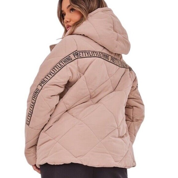 PrettyLittleThing Stone Peach Skin Diamond Quilted Jacket Women's Size 0 US New! - Picture 2 of 14